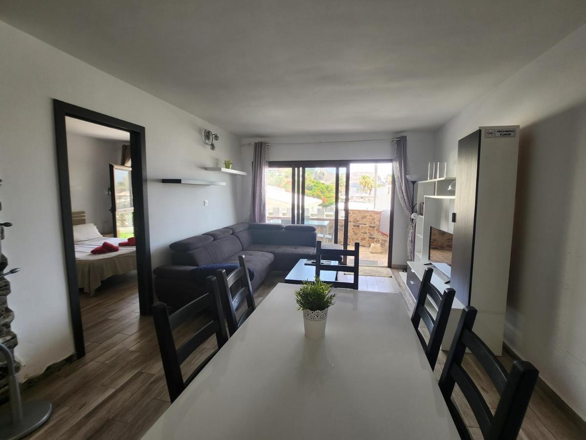 Modern Ground Floor Apartment , A Few Steps From The Beach โมกัน ภายนอก รูปภาพ