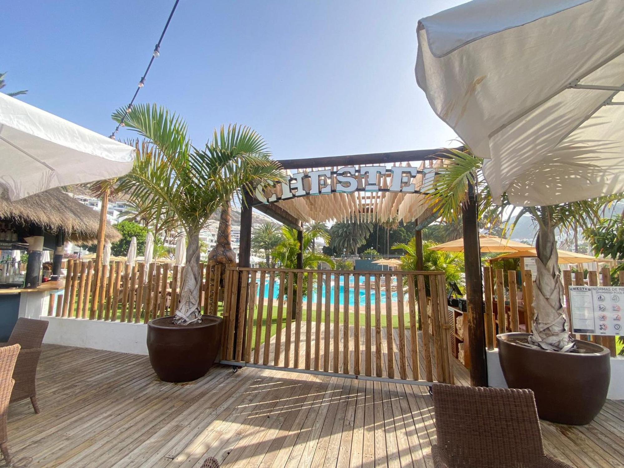 Modern Ground Floor Apartment , A Few Steps From The Beach โมกัน ภายนอก รูปภาพ