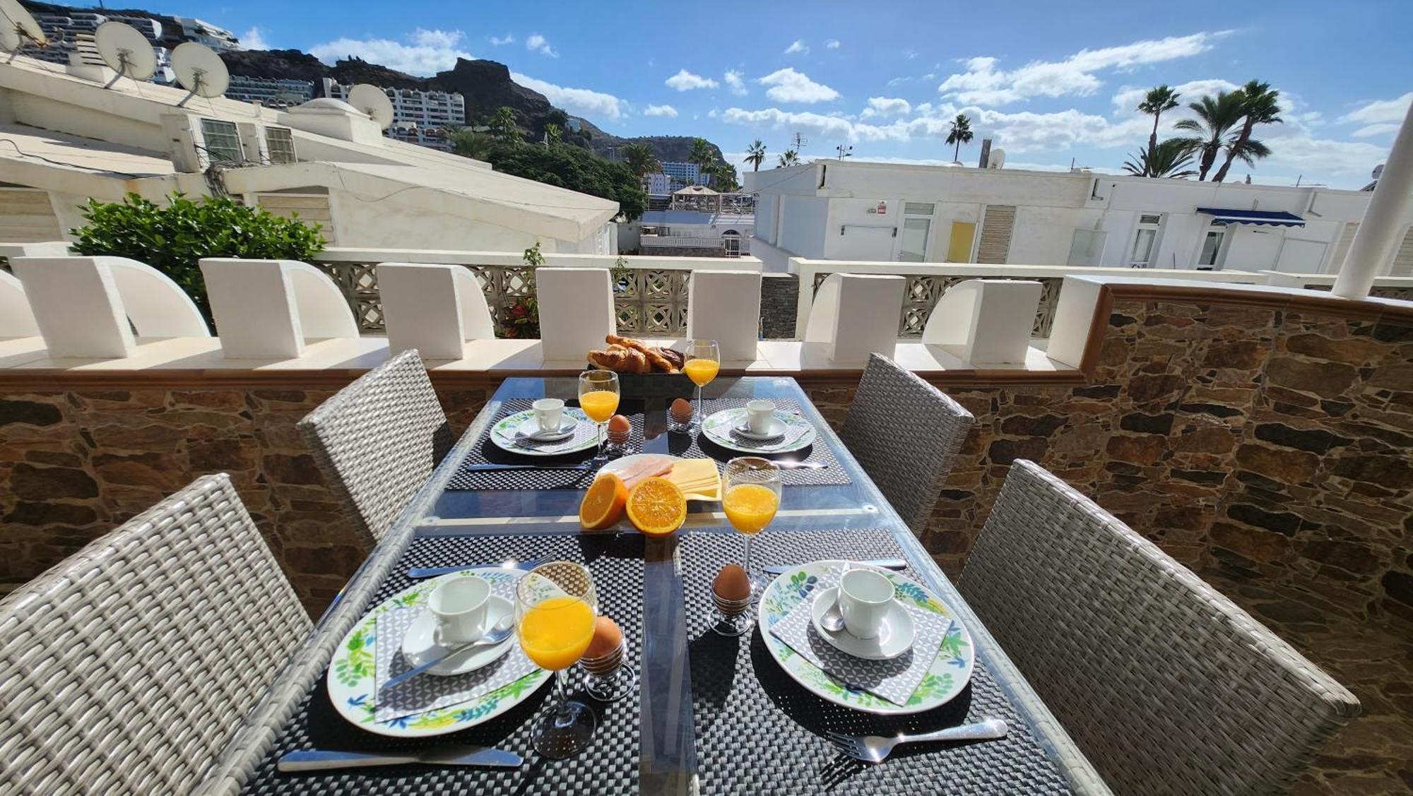 Modern Ground Floor Apartment , A Few Steps From The Beach โมกัน ภายนอก รูปภาพ