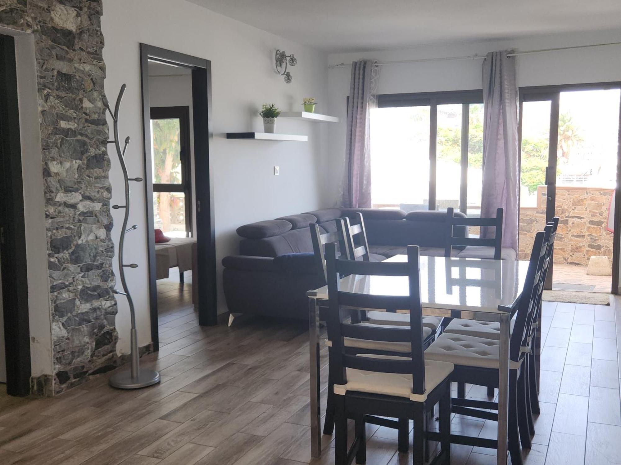 Modern Ground Floor Apartment , A Few Steps From The Beach โมกัน ภายนอก รูปภาพ